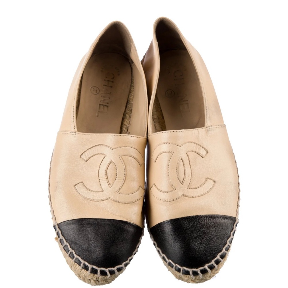 CHANEL Two-Tone Beige and Black Espadrilles